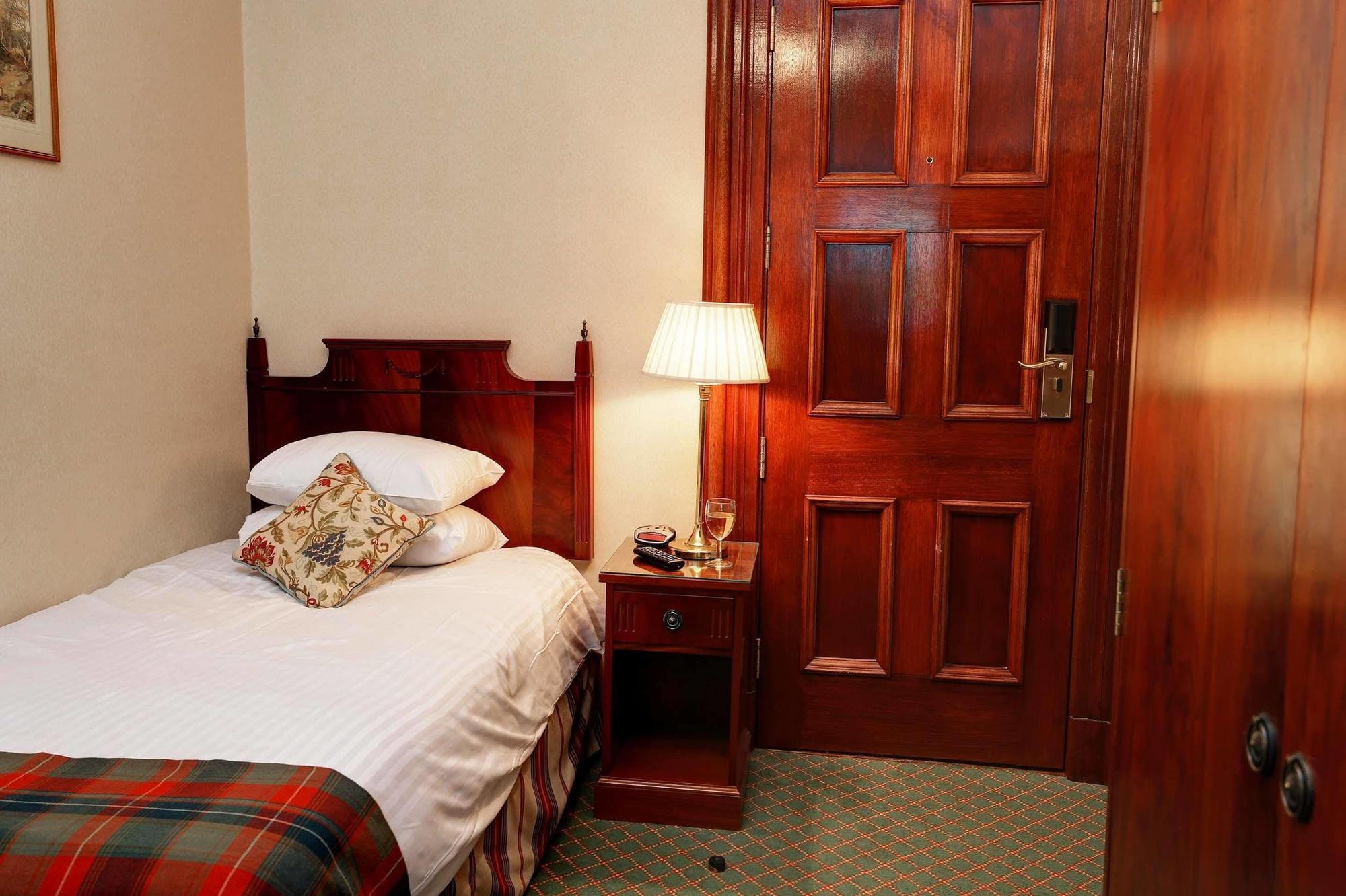 Best Western Cartland Bridge Hotel Lanark Bilik gambar